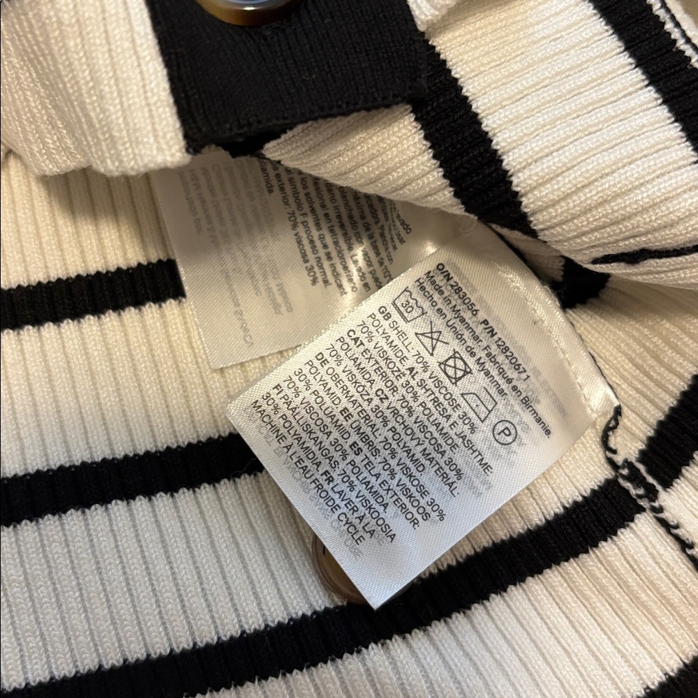 ✨NWT✨ H&M Striped Rib Short-sleeved Cardigan (M) - Picture 7 of 7